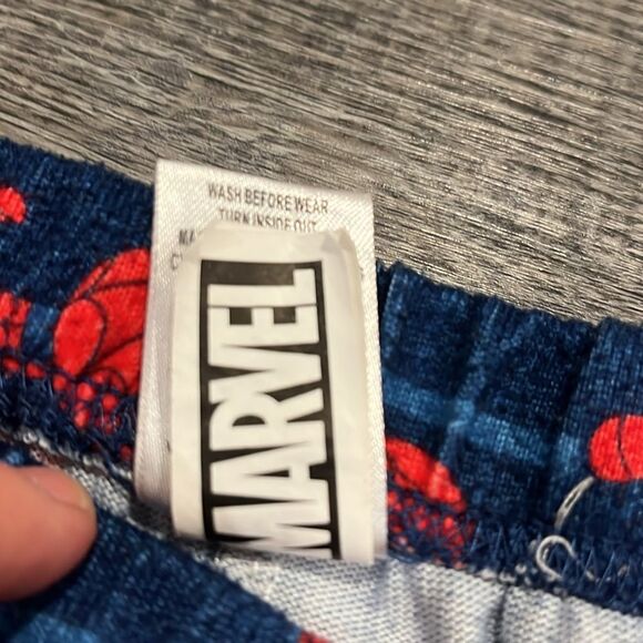 Spider-Man Kids Pajamas - Blue and Red - 8 - Picture 7 of 9